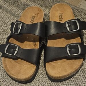 Biotime Women's Carlin Sandals, 9